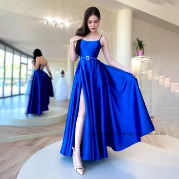 Кралски сини сатенени дълги рокли за абитуриентски бал с цепка отстрани на спагети презрамки, вечерна рокля за парти с колан с дължина до пода, абитуриентски рокли