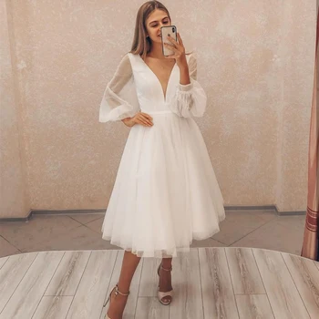През лятото в продажба на къса булчинска рокля за младоженци с дълъг ръкав и дълбоко V-образно деколте сватбена рокля за булката дължина до чай и Достъпни 2021