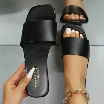 Модни минималистичные сандали с една каишка, обикновен дамски чехли, новост лятото 2023, градинска пясъчна плажна обувки на плоска подметка с отворени пръсти