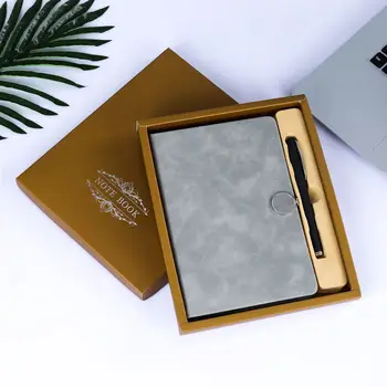 Записная награда на ремешке формат А5 от мека кожа, можете да си водите бележки за бизнес срещи с подарък предавателна кутия, която можете да разпечатате
