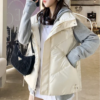 Жена зимна жилетка, свободен и тънък модерен жилетка с висока яка, корейската версия на дебел памук жилетка на съвсем малък